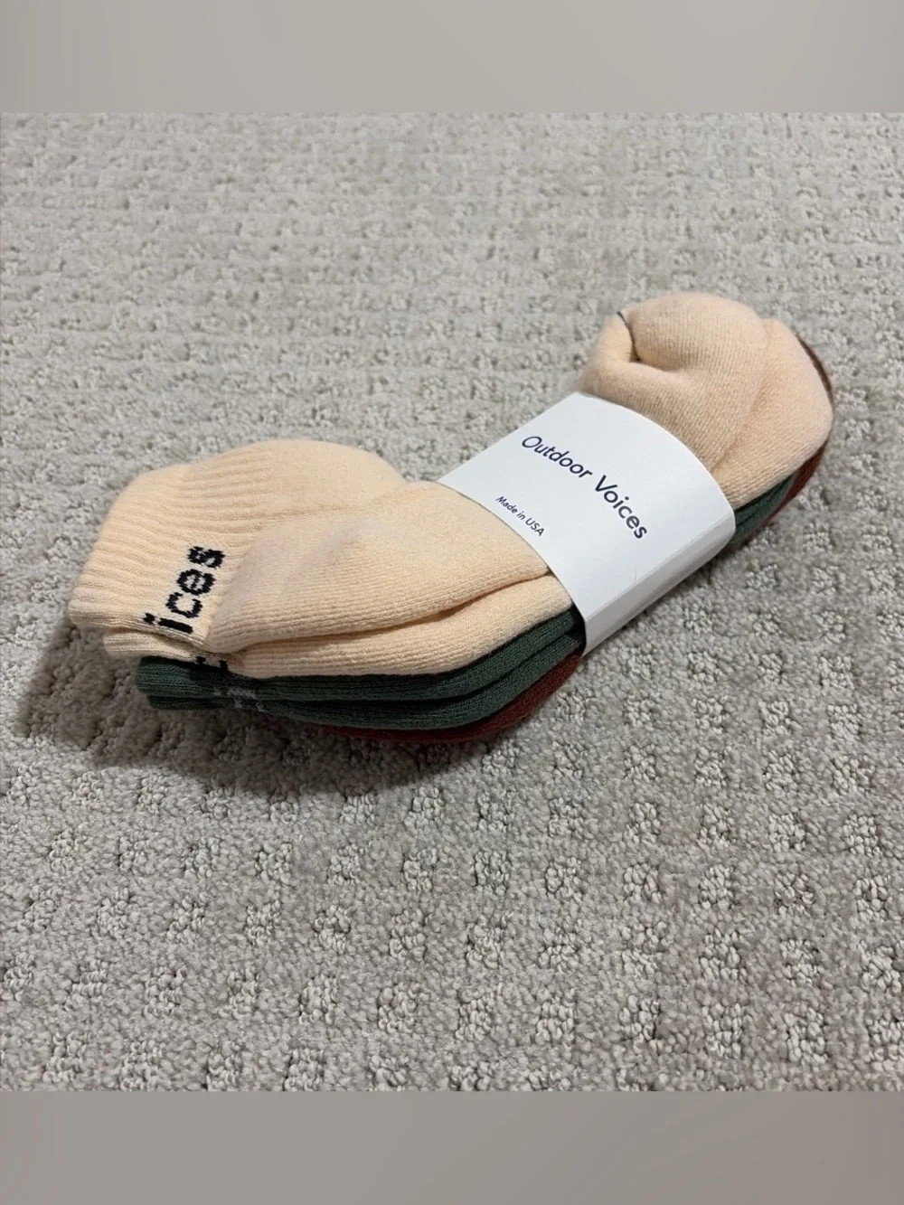 Outdoor voices 3-pack rec ankle socks